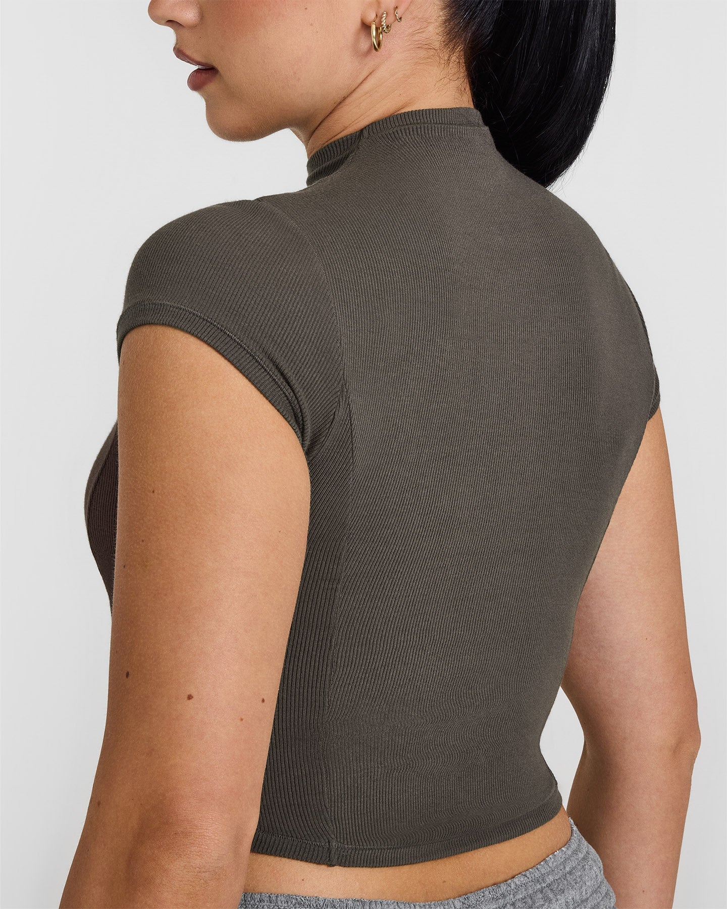 Mellowâ„¢ Rib Mid Mock Neck T-Shirt | Deep Taupe