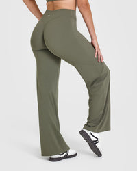 SoftMotion™ Straight Leg Bottoms | Alpine Green