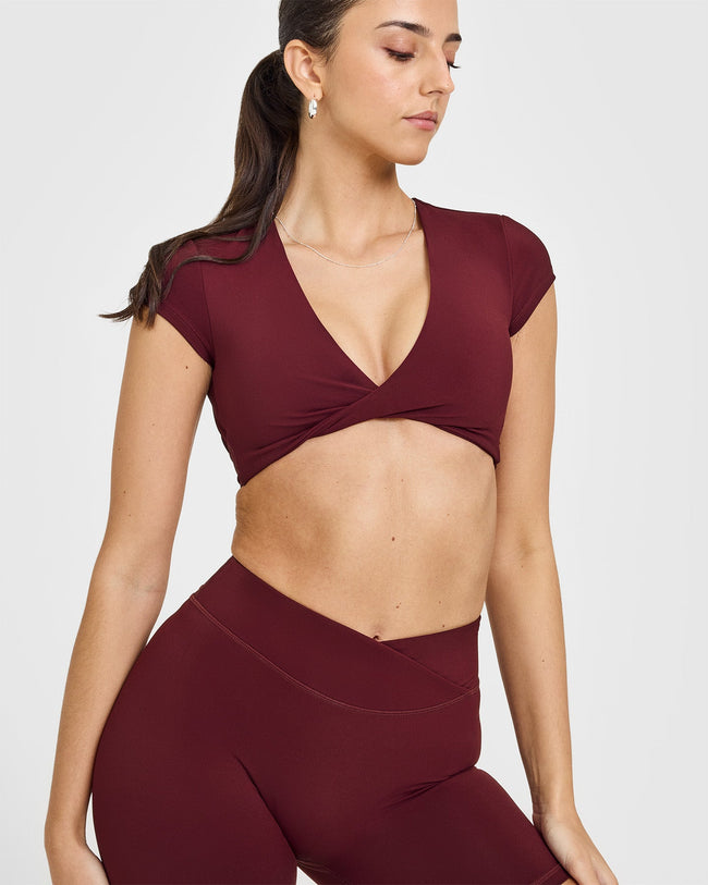 Unified Twist Front Short Sleeve Crop Top | Rosewood