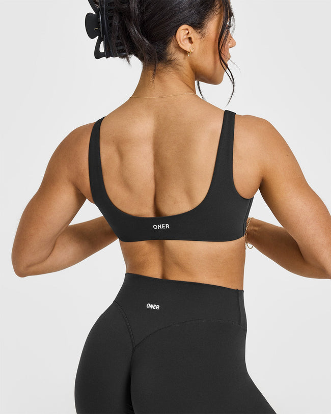 SoftMotion™ Scoop Back Bralette | Soft Black