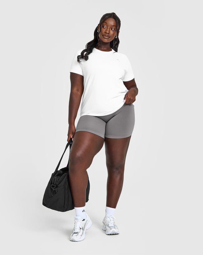 Go To Seamless Loose Top | White