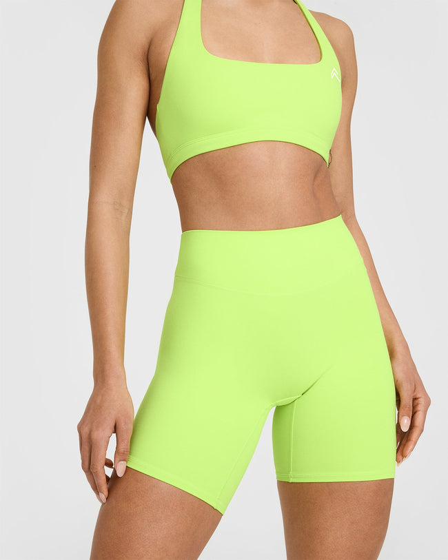 SoftMotion™ Cycling Shorts 8" | Citrus Green