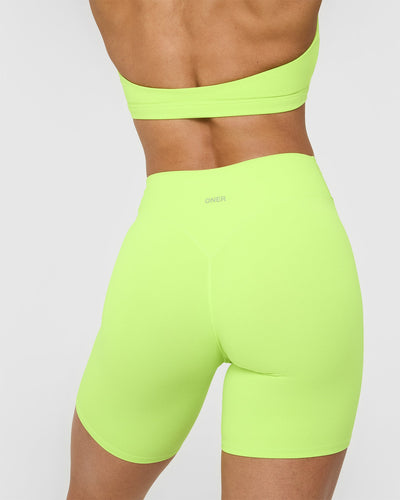 SoftMotion™ Cycling Shorts 8" | Citrus Green