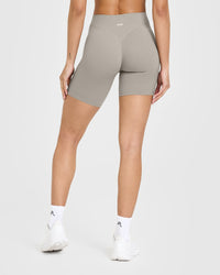 SoftMotion™ Cycling Shorts 8" | Warm Sand