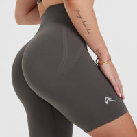 Effortless Seamless Cycling Shorts | Deep Taupe