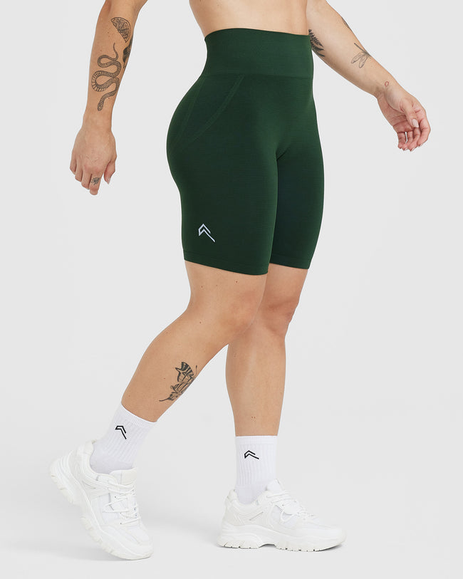 Effortless Seamless Cycling Shorts with White Logo | Evergreen