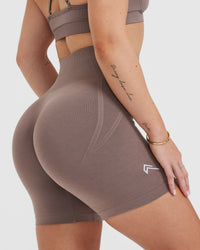 Effortless Seamless Shorts with White Logo | Washed Cool Brown