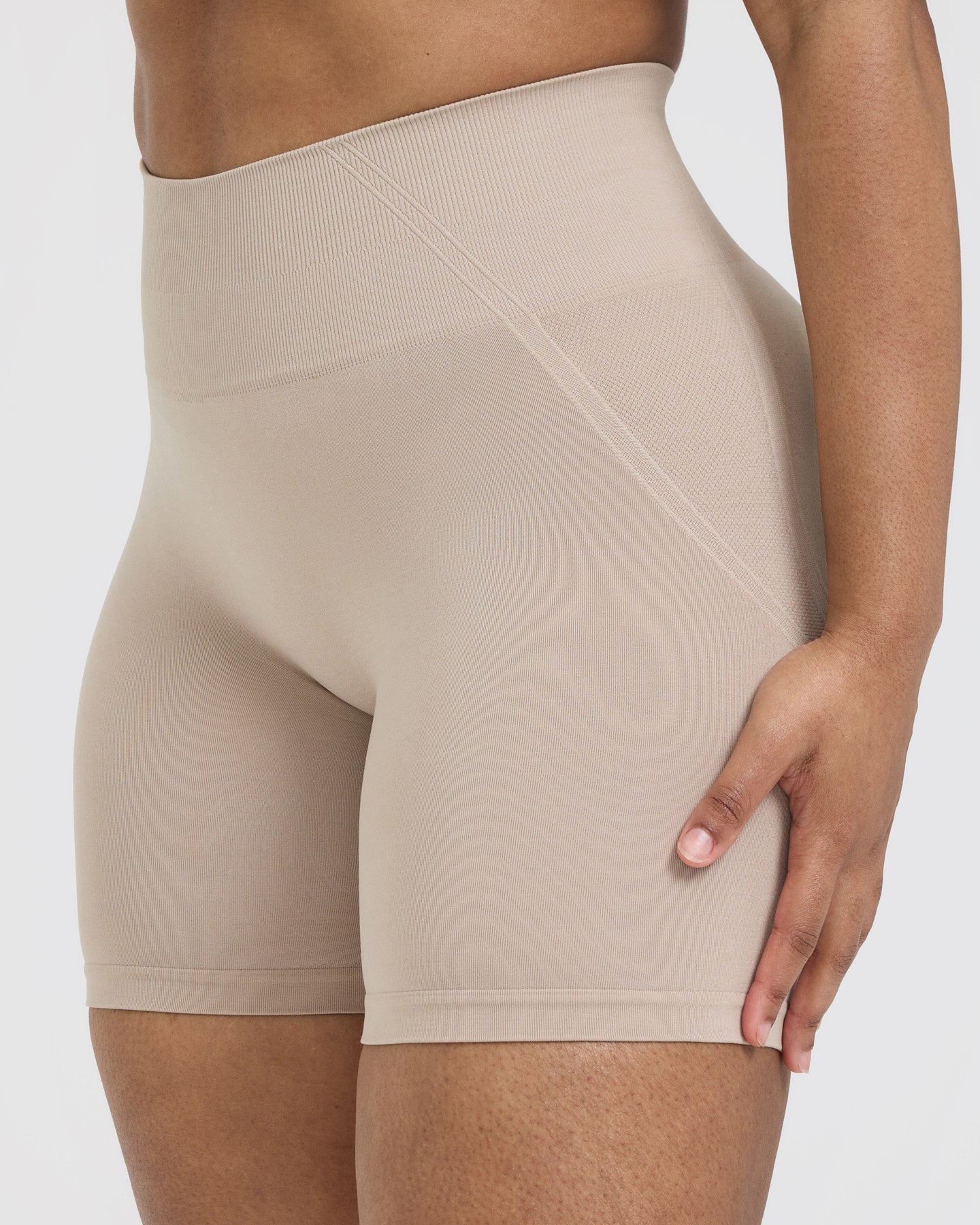 Effortless Seamless Shorts with White Logo | Mushroom Brown