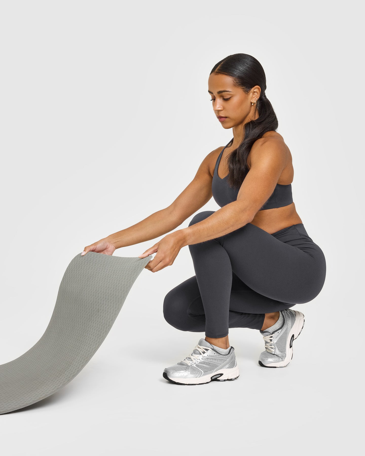 SoftMotion™ High Waisted Leggings | Coal