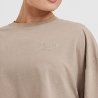 Classic Lifters Graphic Relaxed Crop Lightweight T-Shirt | Sandstone