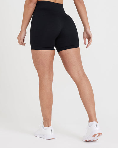 Classic Seamless 2.0 Shorts | Black Marl
