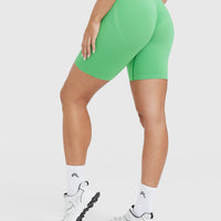 Effortless Seamless Cycling Shorts with White Logo | Jade