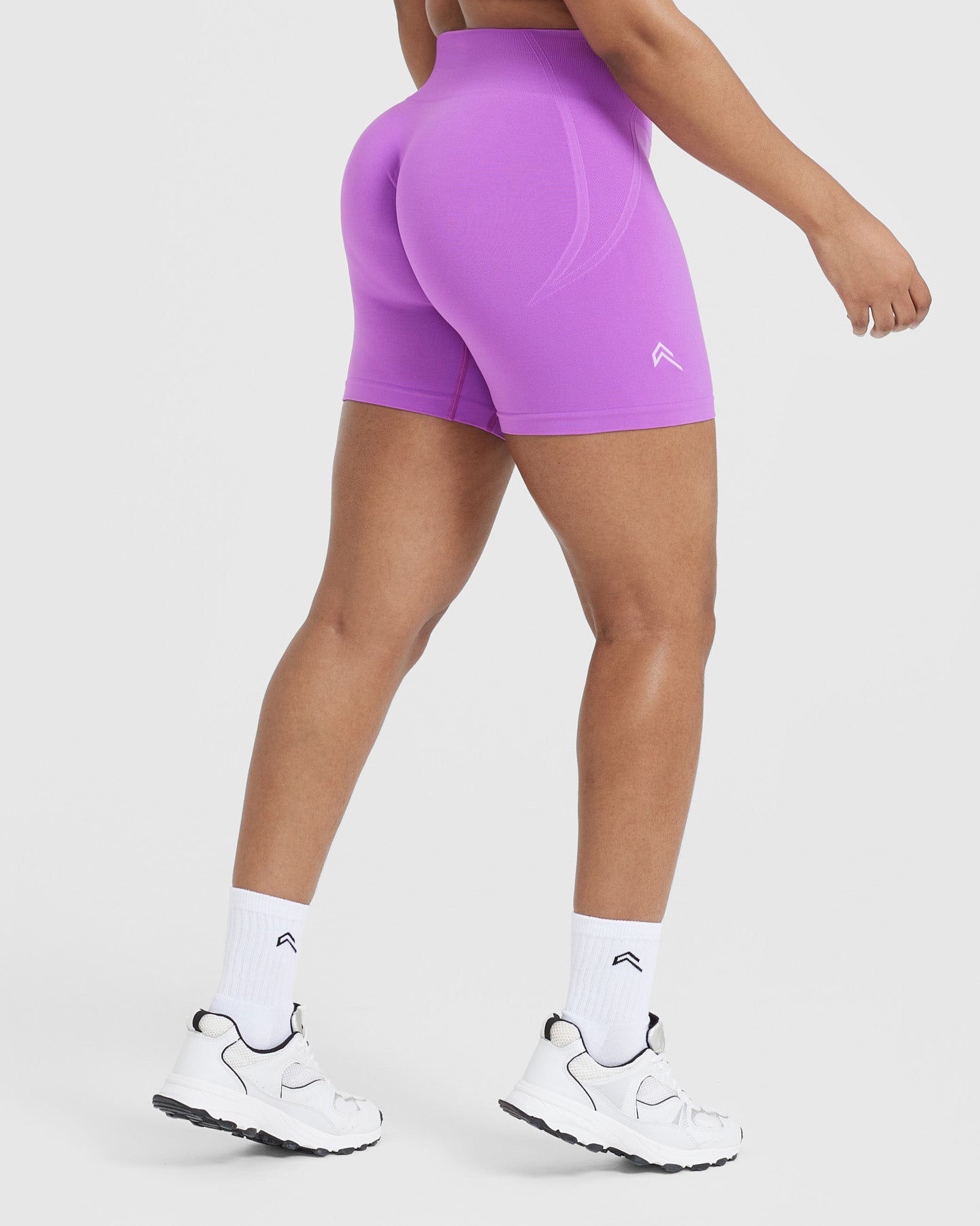 Effortless Seamless Shorts with White Logo | Grape Purple
