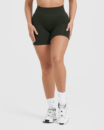Timeless High Waisted Shorts 6" | Khaki