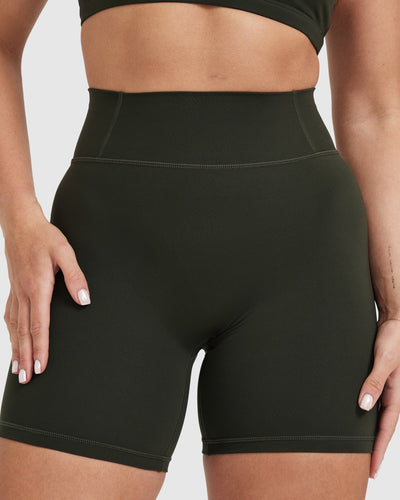 Timeless High Waisted Shorts 6" | Khaki