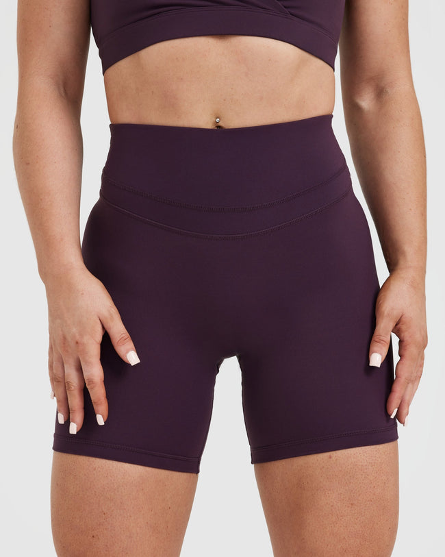Unified High Waisted Shorts 6" | Blackberry Purple