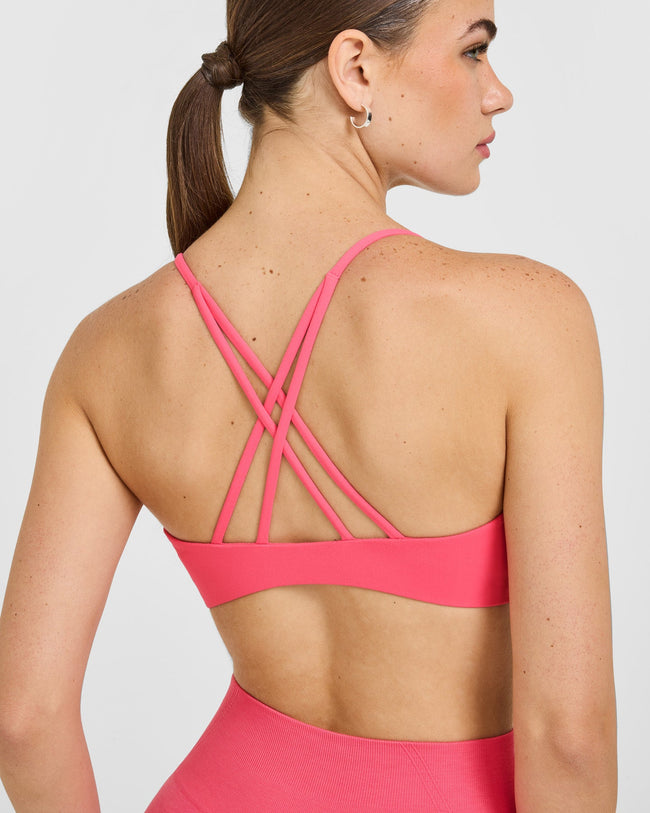 EasyLift™ Strappy Sports Bra with White Logo | Hot Girl Pink