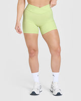 Unified Wrap Shorts 6" | Pump Green
