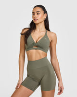 Unified Twist Sports Bra | Alpine Green