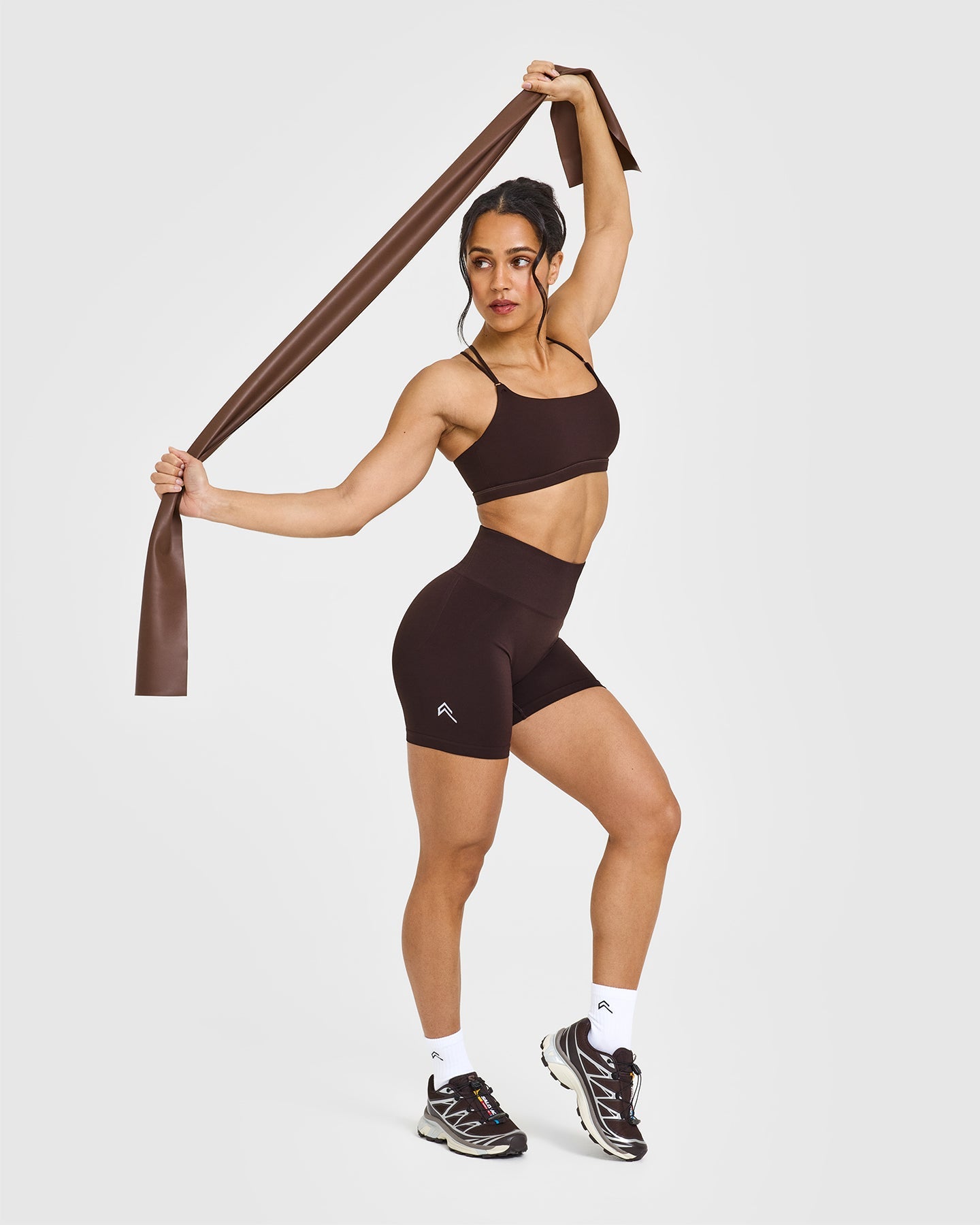 EffortlessLift™ Seamless Shorts with White Logo | Plum Brown