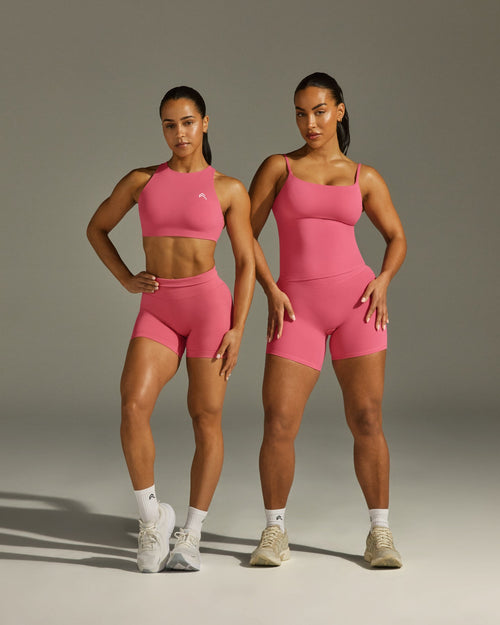 EasyLift™ High Neck Sports Bra with White Logo | Velvet Pink