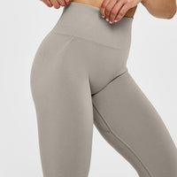 EffortlessLift™ Seamless Leggings with White Logo | Warm Sand