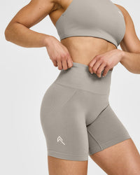 EffortlessLift™ Seamless Shorts with White Logo | Warm Sand