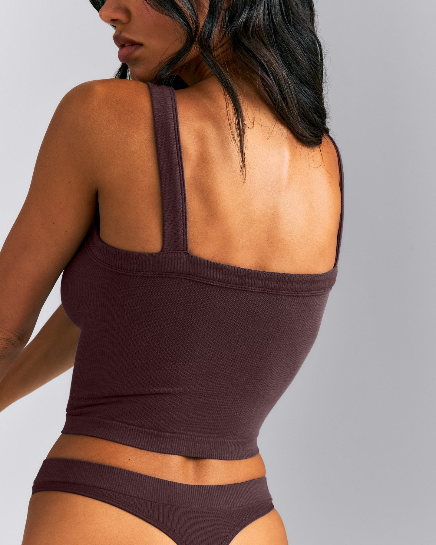 Seamless Scoop Neck Tank Top | Plum Brown