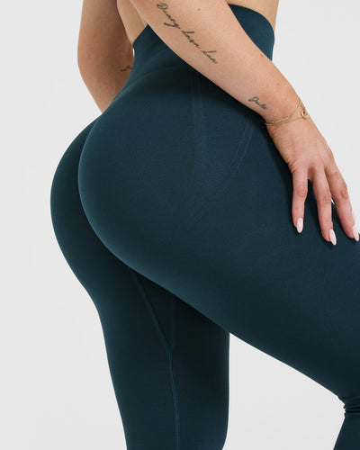 EffortlessLift™ Seamless Leggings with White Logo | Oil Blue