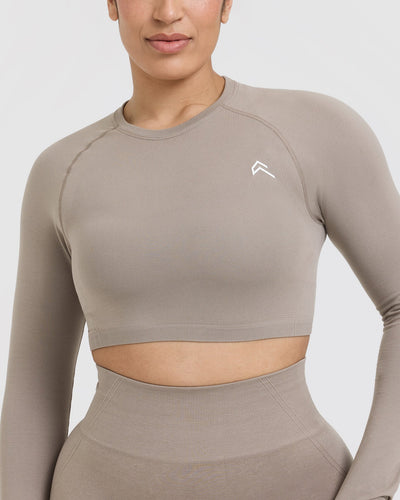 Fitted crop top with long sleeves top