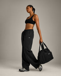 EffortlessLift™ Square Neck Sports Bra with Grey Logo | Black