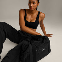 EffortlessLift™ Square Neck Sports Bra with Grey Logo | Black