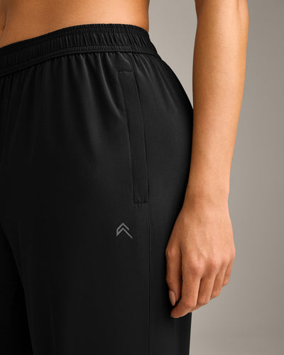AirMove™ Straight Leg Pants with Reflective Logo | Black