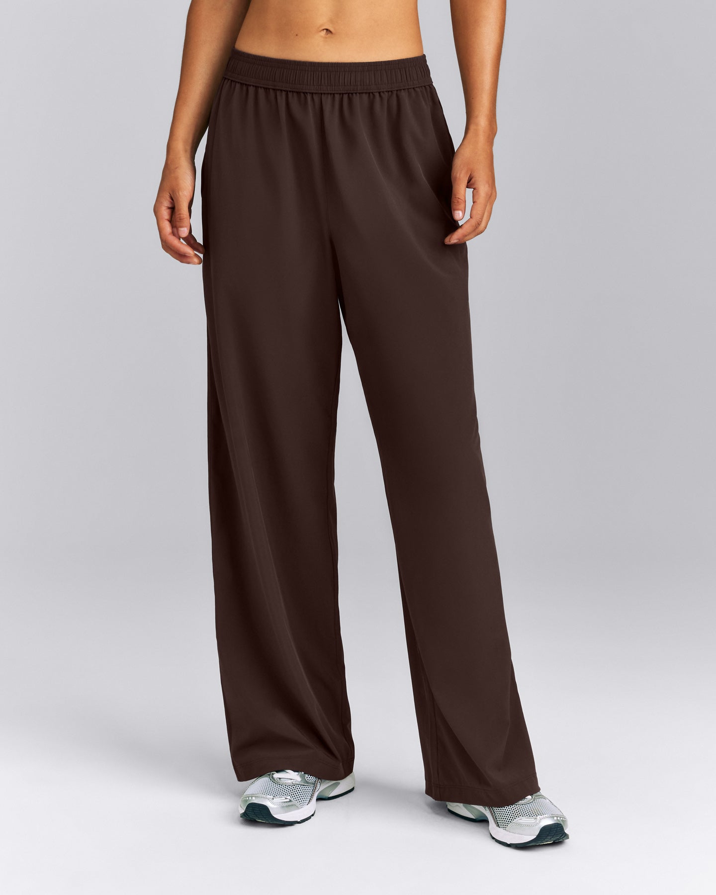 AirMove™ Straight Leg Drawcord Pants | 70% Cocoa