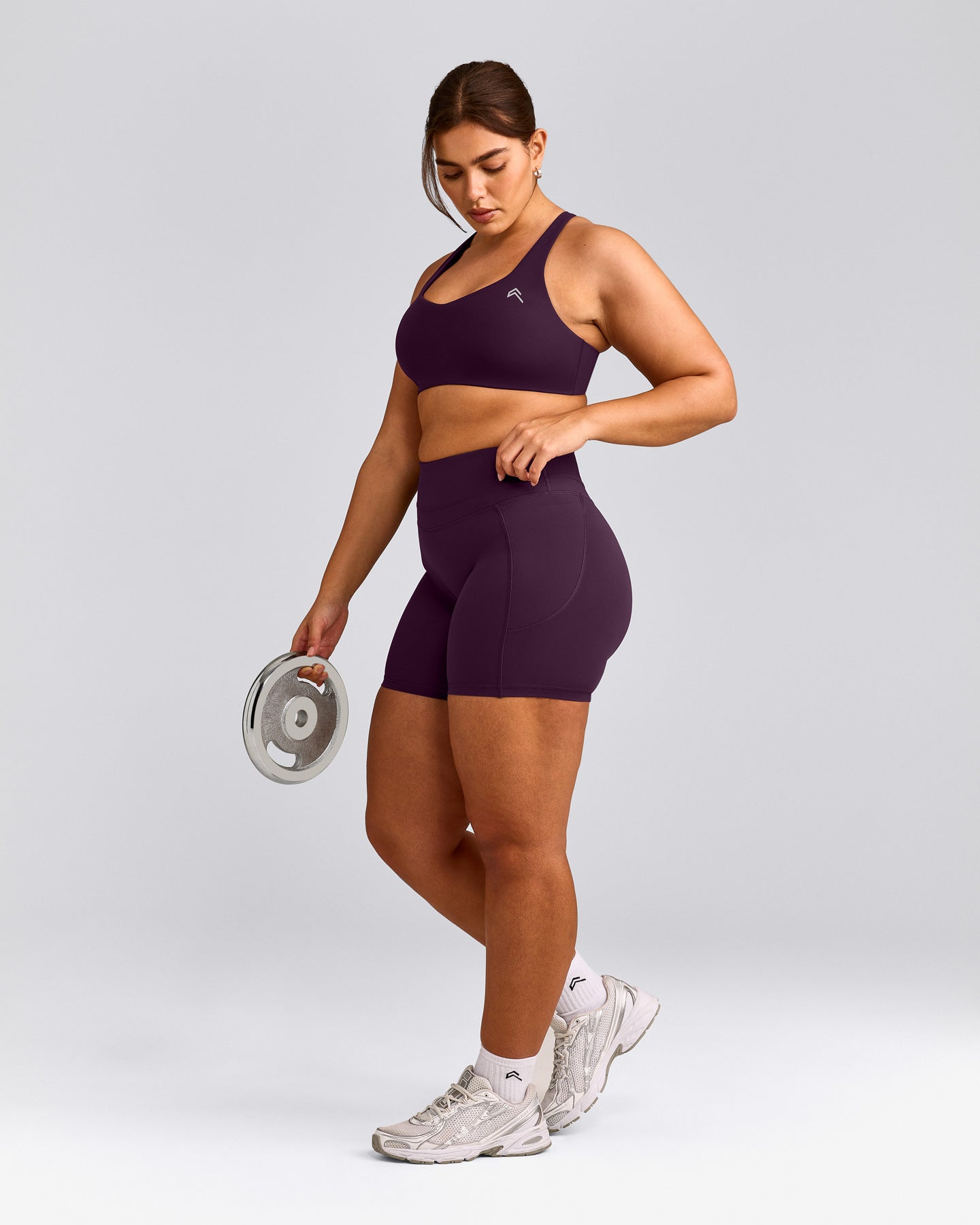 EasyLift™ Cross Back Sports Bra with Grey Logo | Blackberry Purple