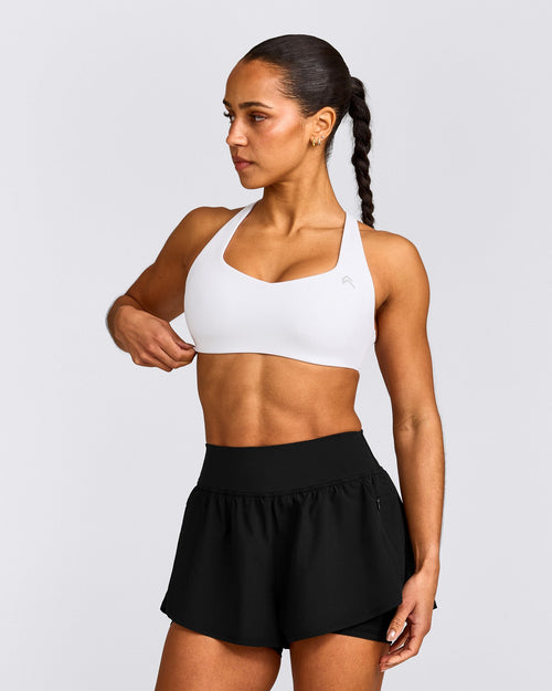 EasyLift™ Cross Back Sports Bra | White