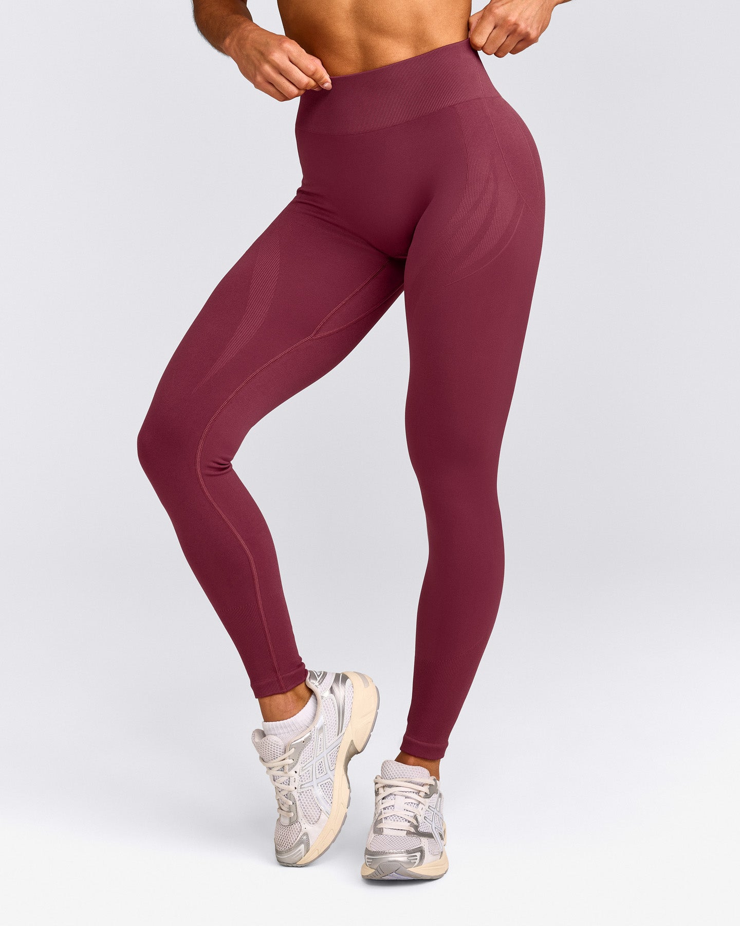 EnhanceLift™ Seamless Leggings with Grey Logo | Burnt Maroon
