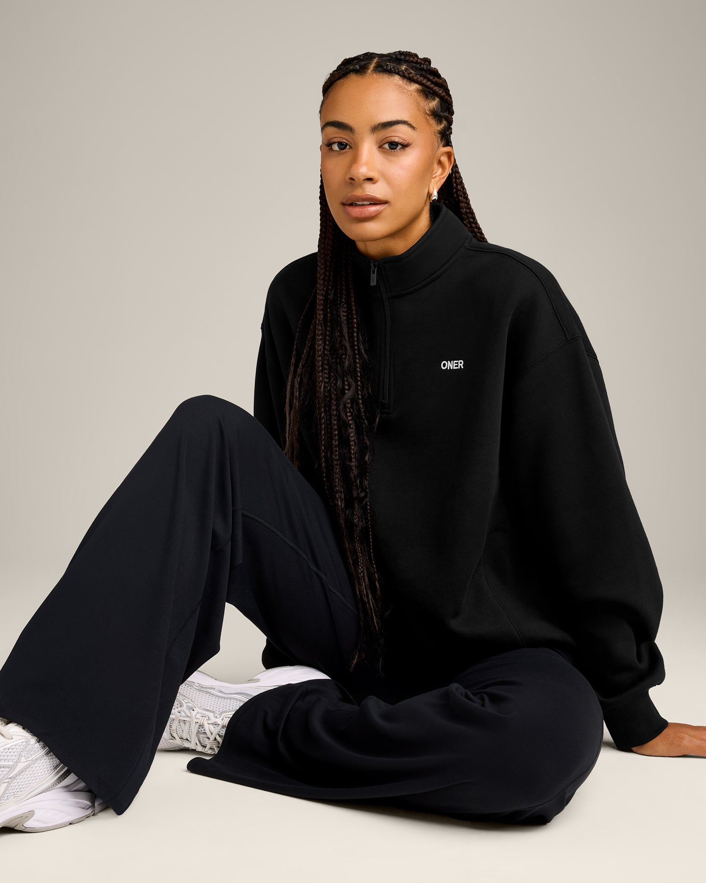 Foundations Cosy 1/4 Zip Sweatshirt | Black