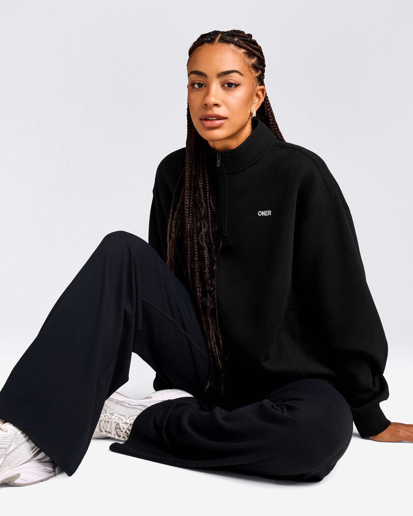 Foundations Cosy 1/4 Zip Sweatshirt | Black