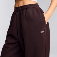 Foundations Cosy Oversized Joggers | Plum Brown