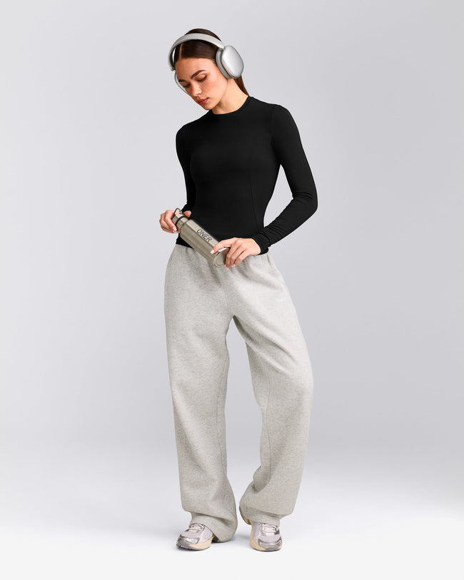 Mellow™ Motion Crew Neck Long Sleeve Top | Black