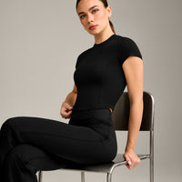 Mellow™ Motion Crew Neck Mid Top | Black