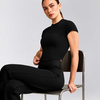 Mellow™ Motion Crew Neck Mid Top | Black