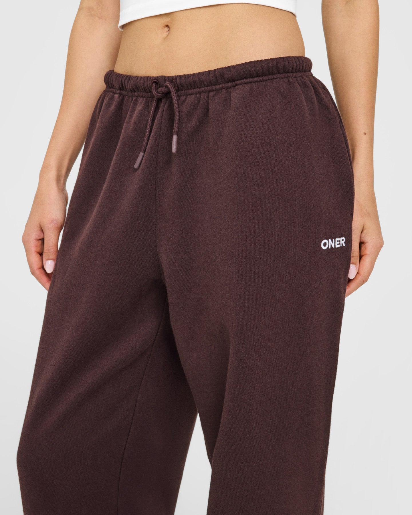 Mid Weight Relaxed Joggers | Plum Brown
