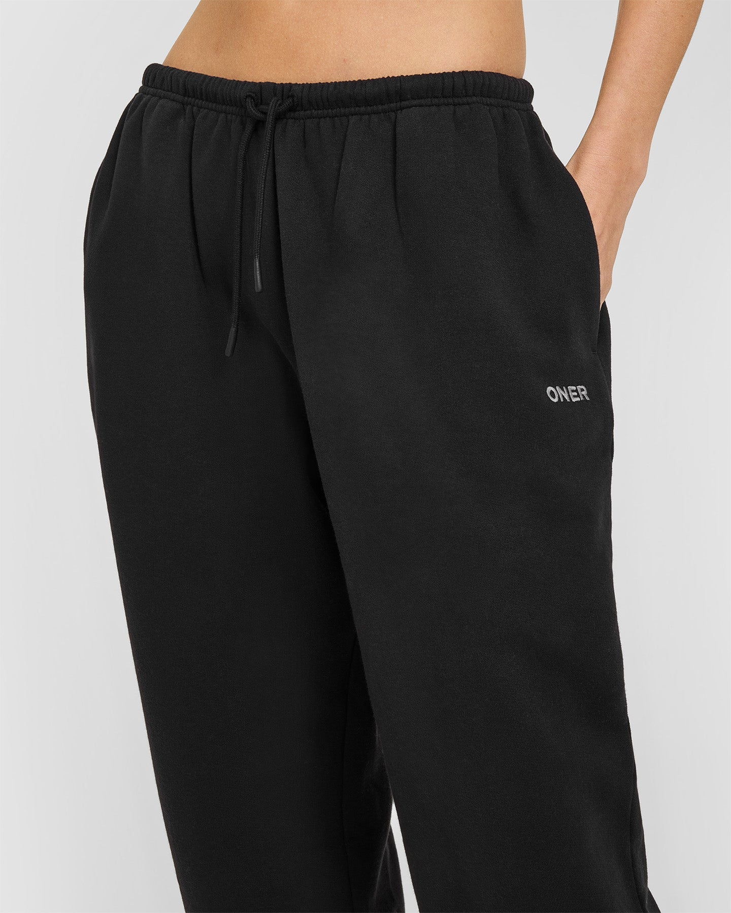Mid Weight Relaxed Joggers | Soft Black