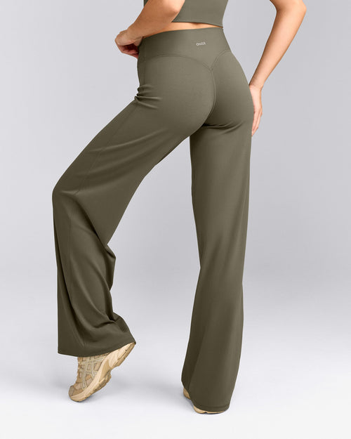 SoftMotion™ Straight Leg Trousers with Gray Logo | Alpine Green
