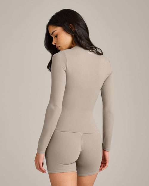 SoftMotion™ Long Sleeve Top with White Logo | Warm Sand
