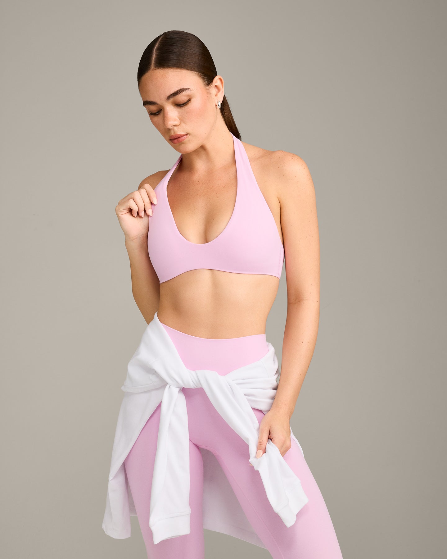 SoftMotion™ Minimal Halter Neck Bralette with Grey Logo | Chalk Pink