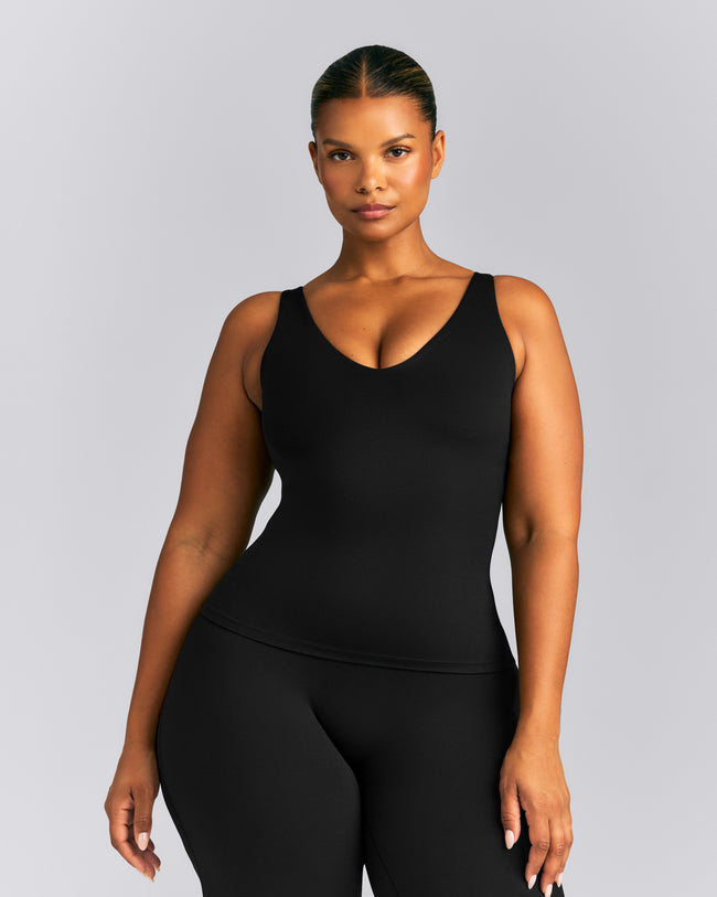 SoftMotion™ Scoop Neck Tank Top | Black