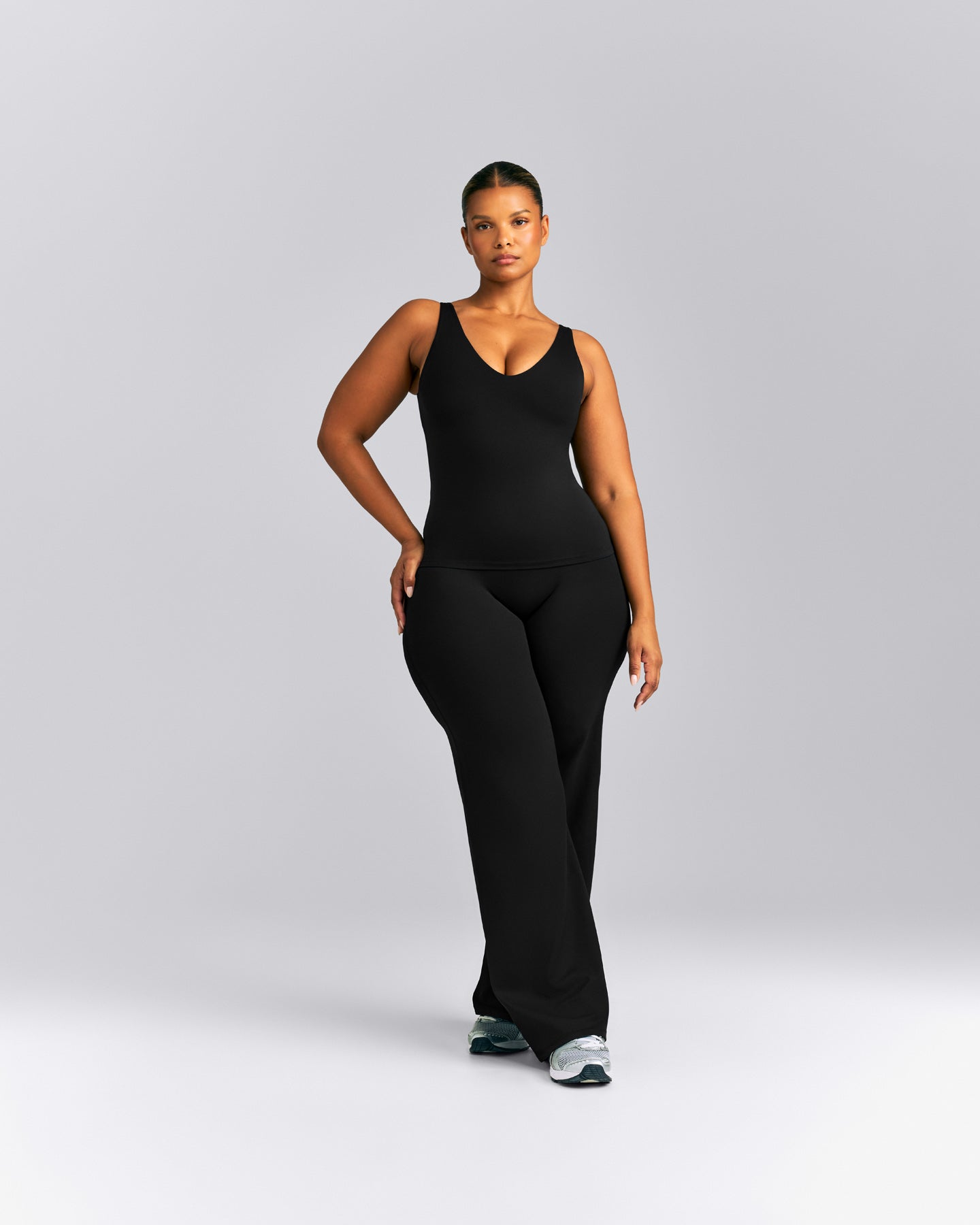 SoftMotion™ Scoop Neck Tank Top | Black